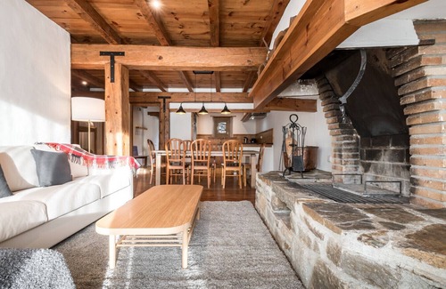Baqueira Ski Chalet | Riu Nere by Totiaran