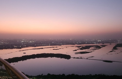 Noida Apartment | River facing ultracozy bohemian studio apartment @ 41st floor near south Delhi