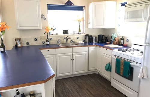 Lometa House | River House only 10 min from Colorado Bend State Park & 13min from Fiesta Winery