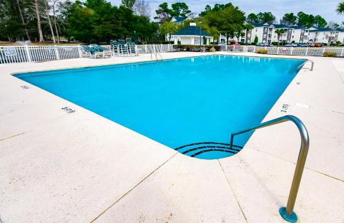 Carolina Forest Apartment | River Oaks Retreat