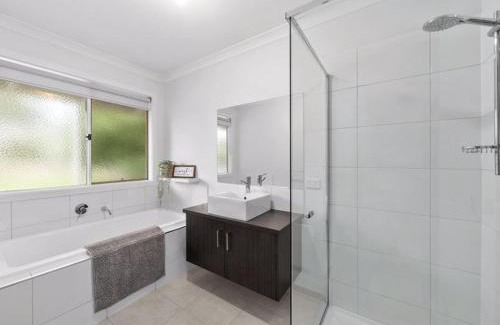 Yarrawonga House | River Retreat