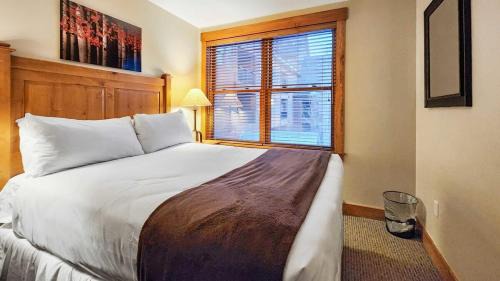 River Run House | River Run 2BD Condo Walk to Ski and Lift
