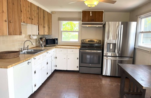 Mystic - New London Apartment | River's End Cottages - Captain's Quarters