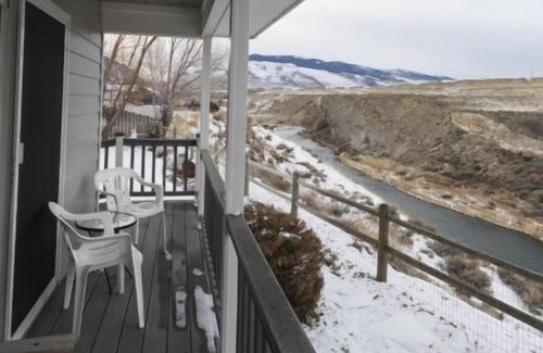 Cody Apartment | River's View- Overlooking the Shoshone River