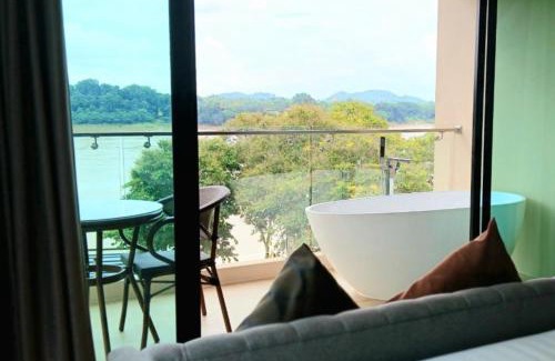 Chiang Khan Hotel | River Tree Resort