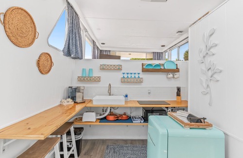 St. Augustine Boat Rental | River View Houseboat in Downtown St.Augustine