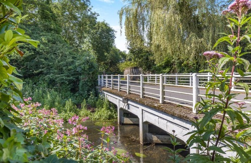 Saxthorpe House | Riverbank Cottage - Saxthorpe