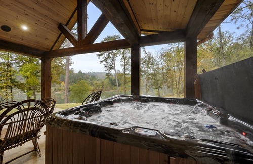 Golden Cabin | Riverfront Cabin-160 acres/Mtn & River Views!Hiking &ATV Trails!Kayaks Provided!