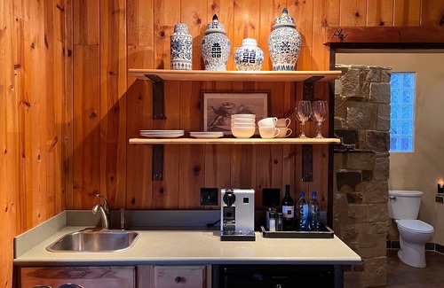 Mammoth House | Riverfront Casita in beautiful remote Aravaipa Canyon. SHARED YARD