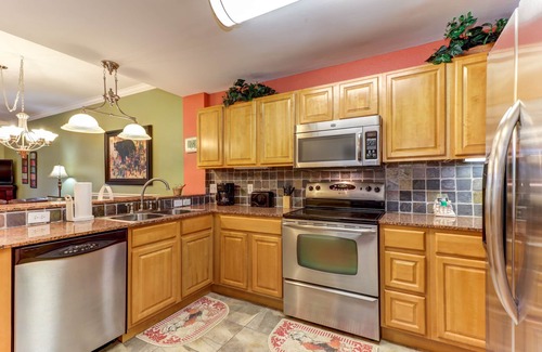 Sevierville Condo | Riverfront condo with large balcony & pool/hot tub + Free Attraction Tickets