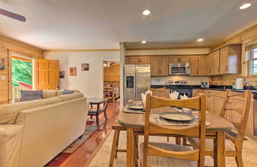 Marshall Cabin | Riverfront Hideaway w/Mtn Views in Marshall!
