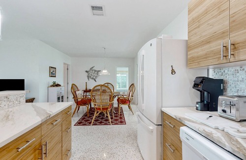 Harbour Heights House | Riverfront home near downtown with dolphin sightings, private dock & home office