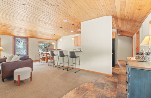 Naches Cabin | Riverfront luxury on White Pass with hot tub, firepit, and game room