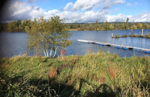 Clatskanie Cottage | Riverfront Red Cottage: Boating, fishing, hiking and kayaking