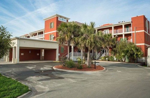 Historic Downtown Apalachicola Condo | Riverfront Suite #309 at Water Street Hotel in Apalachicola