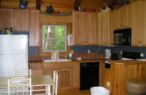 Sparta House | Rivers Edge Cabin, Little River