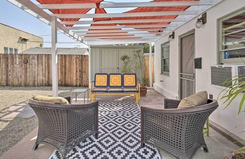 Riverside Apartment | Riverside Casita by Shops, Restaurants & More