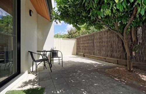 Applecross Apartment | Riverside Living*1BR Villa*Swan River*Applecross*