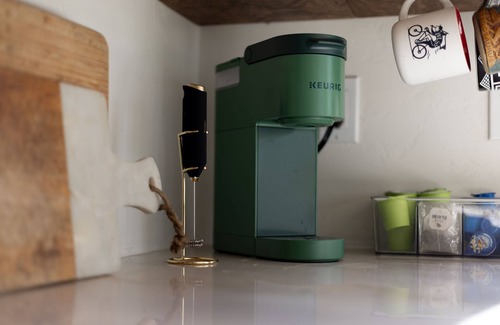 Aztec Cottage | Riverside Retreat Aztec -Tiny Home on the Animas River. 30 minutes to Durango!