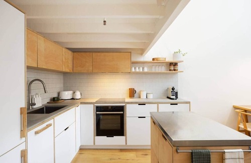 Teneriffe Apartment | Riverside Woolstore 2B Park Pool