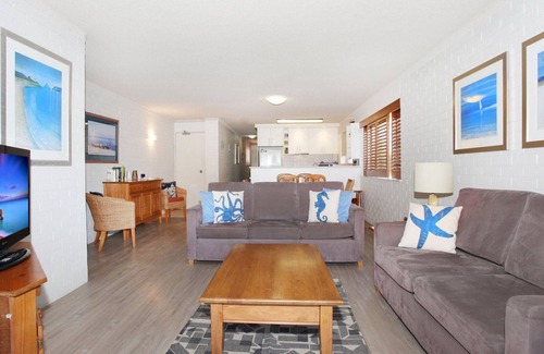 Mooloolaba Apartment | Riverview II 3 - Two Bedroom Unit Opposite Mooloolaba Marina