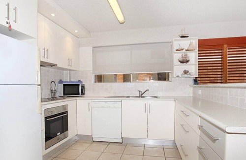 Mooloolaba Apartment | Riverview II 3 - Two Bedroom Unit Opposite Mooloolaba Marina