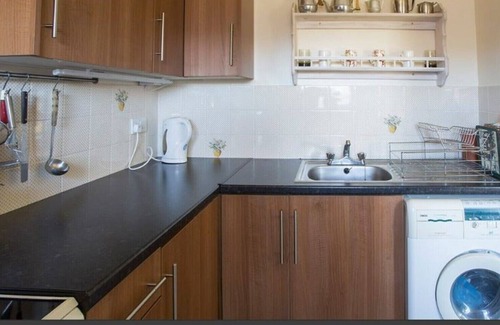 Ayr Apartment | Riverview near to the town Apartment, Ayr