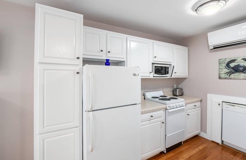 Saugatuck Apartment | Riverview - Studio Apartment, Sleeps 2