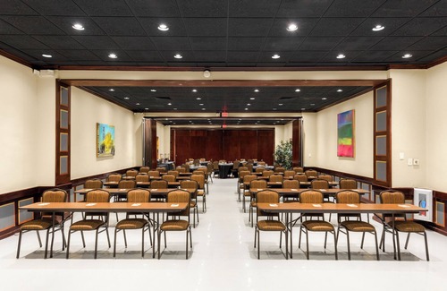 Main - Military Plaza House | RiverWalk Plaza - Junior Suite Double Queen