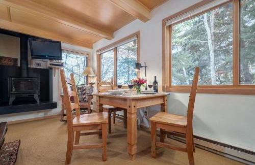 Teton Village Apartment | RMR: La Choumine 4 Condo in Teton Village