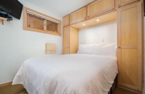 Teton Village Apartment | RMR: La Choumine 4 Condo in Teton Village