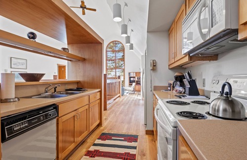 Teton Village House | RMR: Ringer House in Teton Village