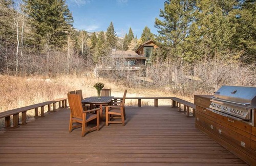 Teton Village House | RMR: Ringer House in Teton Village