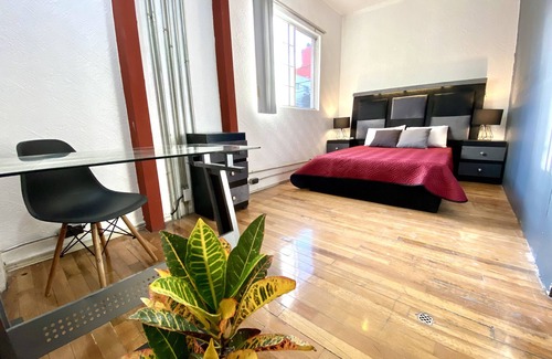 Colonia Cuauhtemoc Hotel | RMS Hostal - Reforma