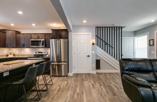 Cowanesque Apartment | Roadhaus South - reduced monthly rates!