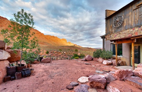 Moab South Valley Apartment | Robbers Lair - Hideout at the Rim