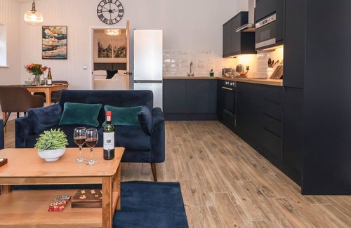 Fangfoss Cottage | ROBINS NEST, pet friendly, character holiday cottage in Pocklington