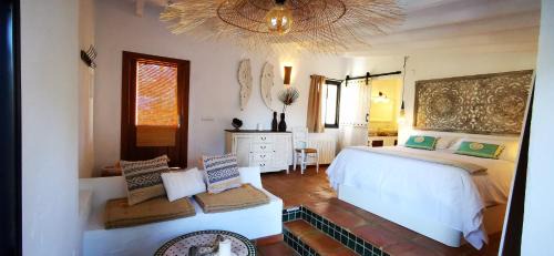 Alhaurin el Grande Bed & Breakfast | Roca Verde, Boutique Bed & Breakfast - Adults only