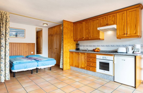Santa Ursula Apartment | Rocamar, on the rock above the sea with great views, 2 terraces and pool
