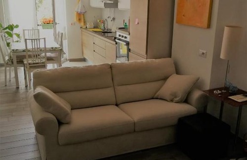 Arona Apartment | Rocca view central flat