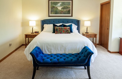 West Shore House | Rock Creek Loft Guest House neighboring Lake Perry