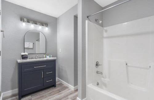 Indian Point Apartment | Rock Lane Resort