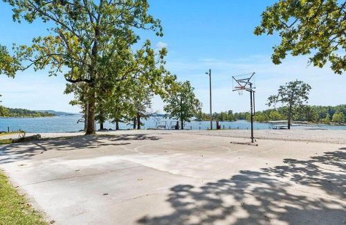 Indian Point Apartment | Rock Lane Resort