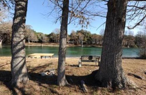 Utopia House | Rock 'N Utopia