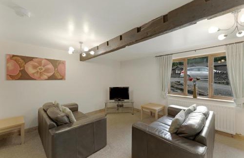 Bondgate Within House | Rock Side Barn at Pound Farm