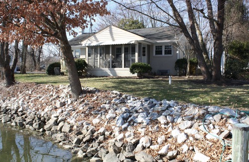 Deale House | Rockhold Creek Cottage, Water Front, Vacation Home, Docks
