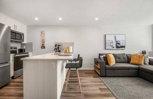 Keith Apartment | Rockland Oasis: 1BR + Parking. Your private, contemporary and serene getaway.