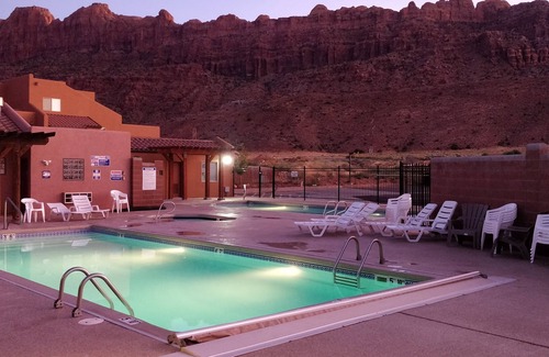 Moab South Valley House | Rockopelli. Modern home in the Wild West.