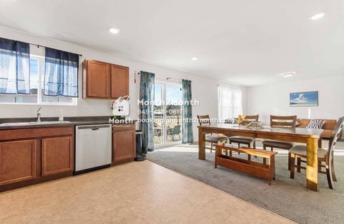 Aurora House | Rocky Mountain Retreat Oasis on Orleans St E#41955