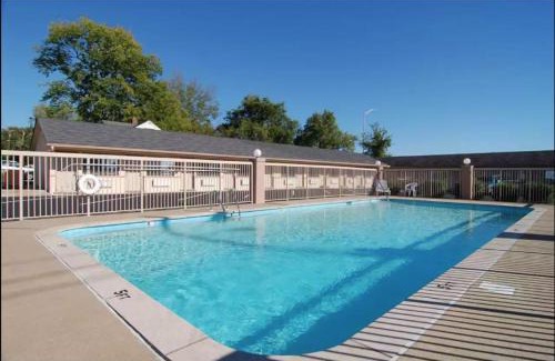 Goodlettsville Hotel | Rodeway Inn Goodlettsville South